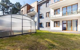 Villa 4 Pory Roku by Renters